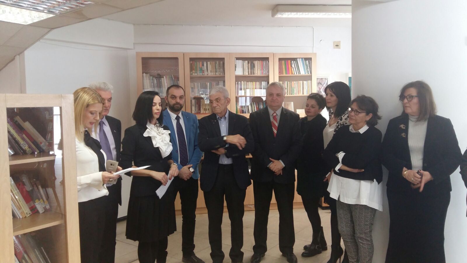 Inaugurarea secţiei de carte românească a Bibliotecii Municipale din Salonic, Grecia