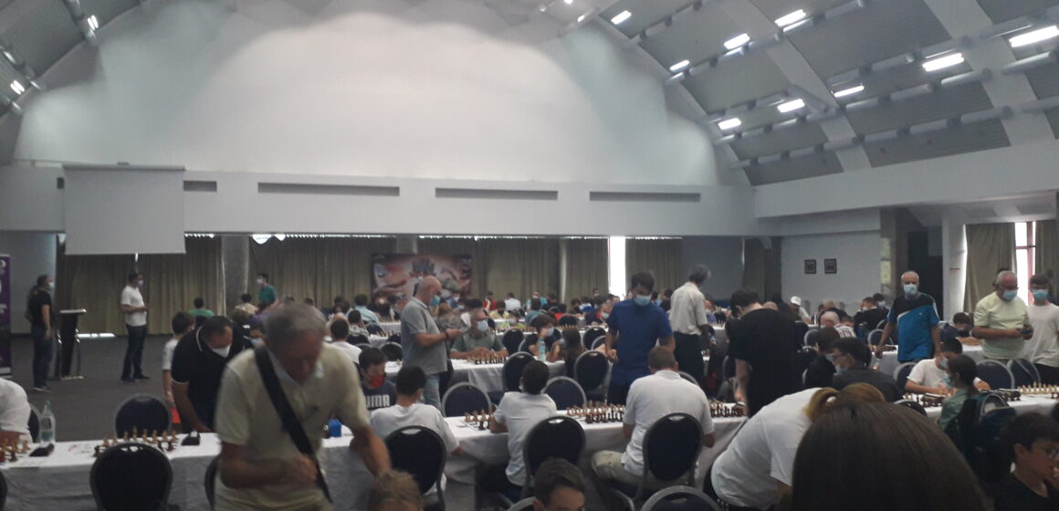 Sahisti de la Sah Club Drobeta participă la Festivalul Internațional al Brașovului Sahisti de la Sah Club Drobeta participă la Festivalul Internațional al Brașovului