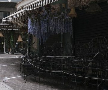 Cafenelele, restaurantele și barurile din Atena intră în grevă ca răspuns la codurile QR