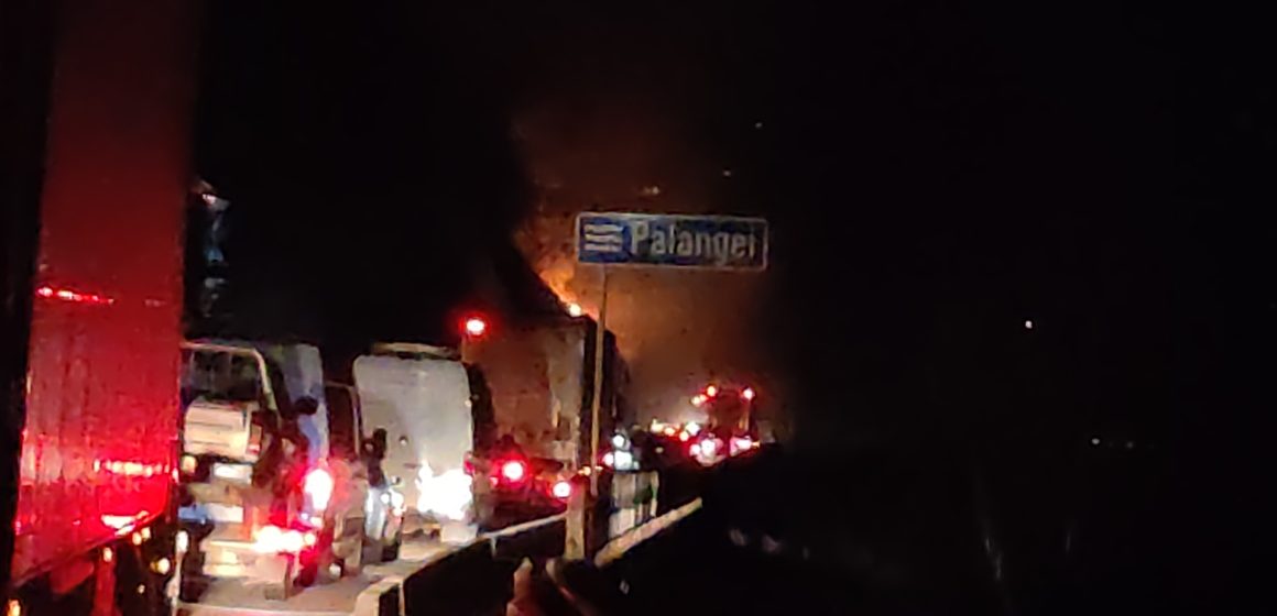 Incendiu pe DN6