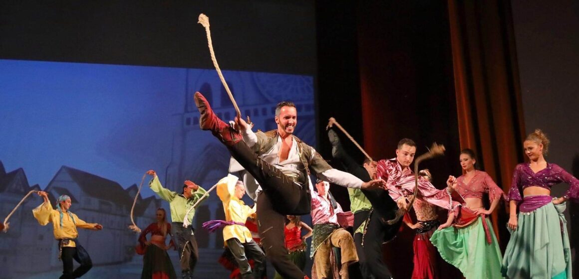 “COCOȘATUL DE LA NOTRE DAME”  în premieră naţională pe 14 martie la Palatul Culturii Teodor Costescu