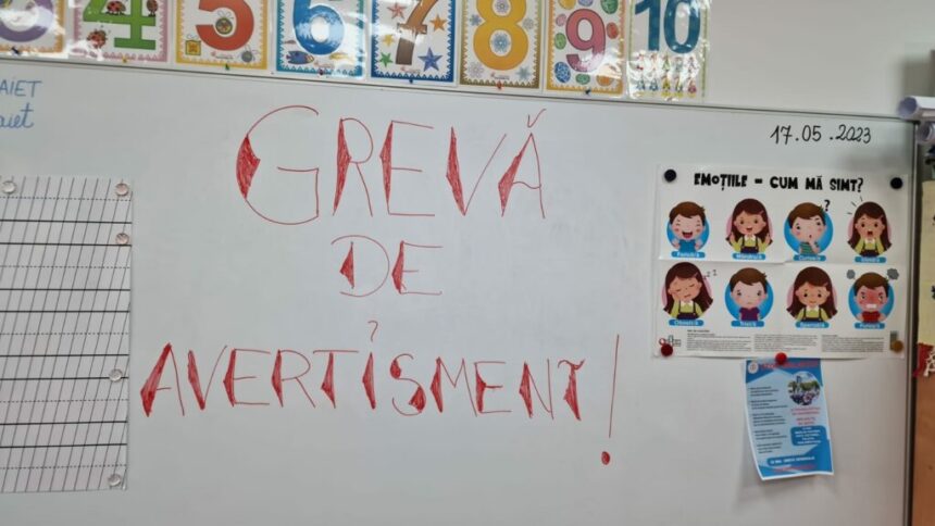 Grevă de avertisment a profesorilor